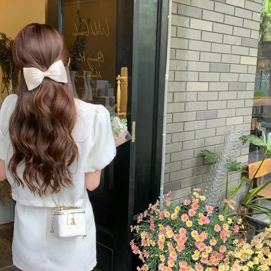 静月穿书记